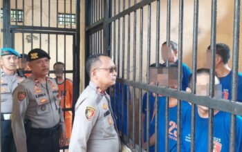 Pastikan Kondisi Tahanan, Personel Polres Purwakarta Rutin Lakukan Pengecekan Rutan