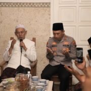 Kapolres Kediri Kota Silaturahmi ke KH. Abdullah Kafabihi Mahrus, Perkuat Sinergi Polri dan Ulama Jaga Kondusifitas Kota Kediri