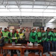 Kapolres Bojonegoro Beri Bantuan Komunitas Ojol Ajak Jaga Kamtibmas