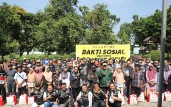 Social Riding : Polres Kediri dan Komunitas DBK Jelajah Desa Sambil Berbagi Untuk Warga