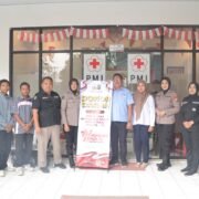 HUT ke-74 Humas Polri, Polres Kediri Ajak Masyarakat Berbagi Lewat Donor Darah