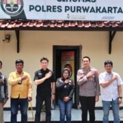 *Media Investigasi Mabes.Co.Id Jalin Silaturahmi Dengan Humas Polres Purwakarta*