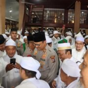 Kapolres Langkat Bersama Ribuan Jamaah Peringati Haul ke–102 Syekh Abdul Wahab Rokan di Babussalam