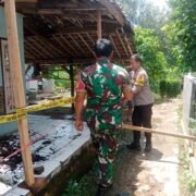 Polsek Campaka Lakukan Olah TKP Kebakaran Rumah di Desa Kertamukti