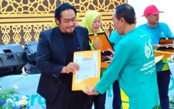 Desa Purwasari Mendapat Penghargaan Dari Pemkab Sukabumi Atas Capaian Kinerja Terbaik Penanganan Stunting Tingkat Nasional 2025
