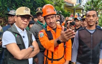 Bupati Dadang Supriatna Respon Cepat Longsor Arjasari, Pimpin Langsung Pencarian Korban
