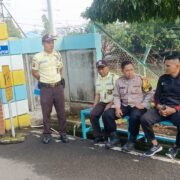 Bhabinkamtibmas Polsek Plered Rutin Lakukan Sambang Warga, Ajak Warga Jaga Kamtibmas