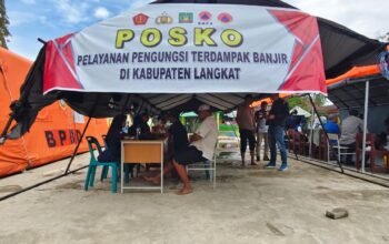 Kapolres Langkat Pastikan Pelayanan Kesehatan Optimal Bagi Pengungsi Banjir di Tanjung Pura