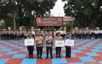 Kapolres Subang Berikan Reward Umroh kepada 3 Personel Terbaik