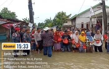Bukti kepedulian Ormas Grip Jaya DPC Kab. Bekasi Berikan Bantuan Terhadap Masyarakat Yang Terdampak Banjir di Cabangbungin dan Muara Gembong