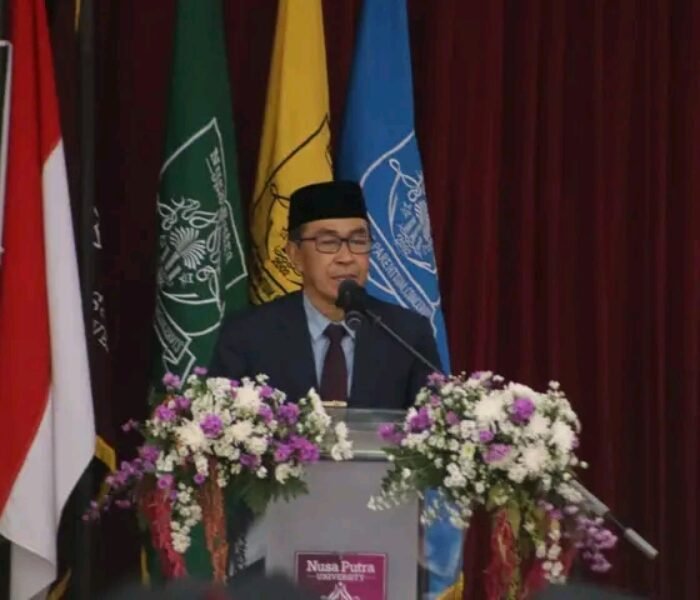 Wisuda Ke -16 Universitas Nusa Putra, Sekda H.Ade Suryman, SH, MM Pengabdian dan Kontribusi Nyata di Masyarakat”