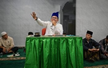Eka Putra ‘Gercep’ Sambangi Surau Kubang, Pertegas Komitmen Cetak Generasi Tanah Datar Berdaya Saing