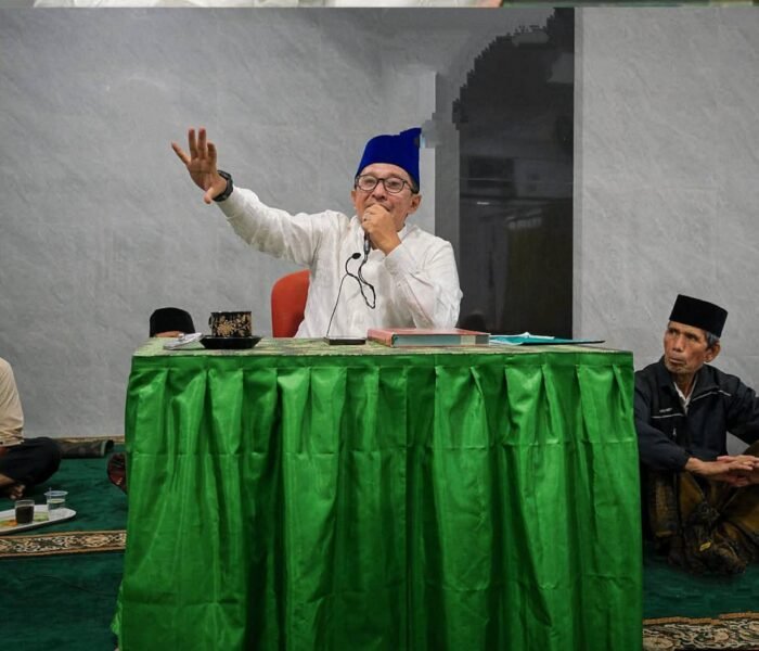 Eka Putra ‘Gercep’ Sambangi Surau Kubang, Pertegas Komitmen Cetak Generasi Tanah Datar Berdaya Saing