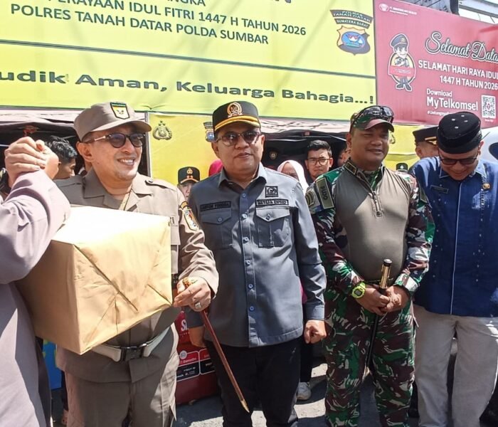 Mudik Aman dan Nyaman! Bupati Eka Putra Pastikan Posko Lebaran Tanah Datar Siap Melayani 24 Jam