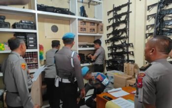 Disiplin Tanpa Kompromi! Polda Sumbar Sidak Senpi Personel Polres Tanah Datar