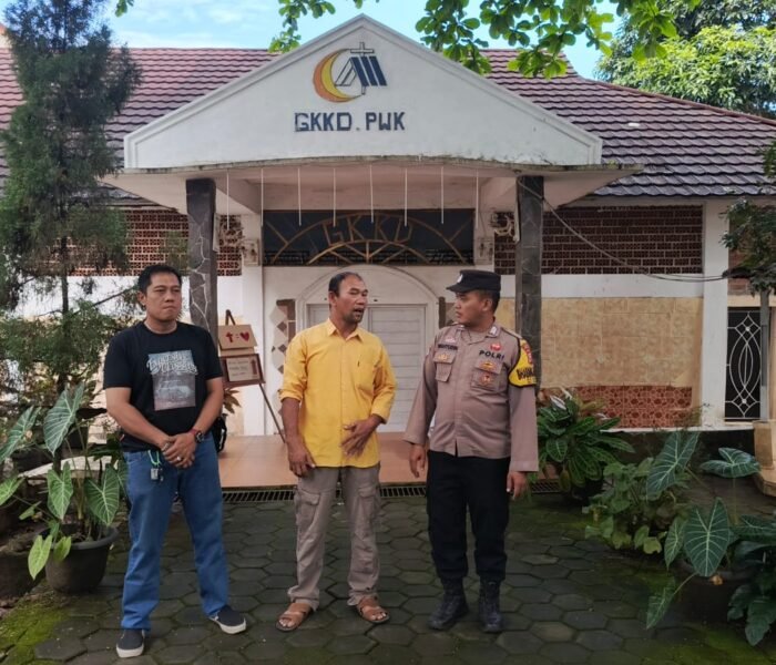 Wujudkan Rasa Aman dan Kondusif di Rumah Ibadah, Polsek Bungursari Lakukan Pengamanan Ibadah Paskah 2026