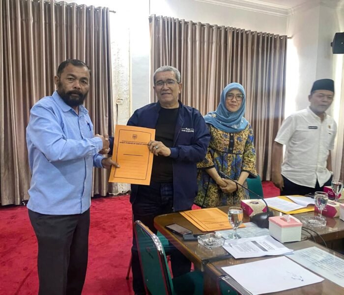Pacu Pembangunan Daerah, Pimpinan dan Pansus DPRD Tanah Datar Gelar Rapat Maraton Tuntaskan Ranperda Strategis