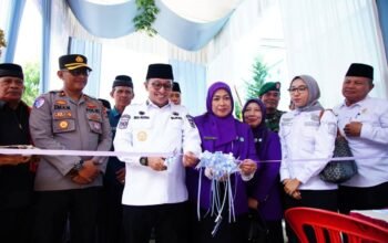 Wujudkan Lansia Bahagia dan Layanan Kesehatan Paripurna, Bupati Eka Putra Resmikan Inovasi di Nagari Paninjauan