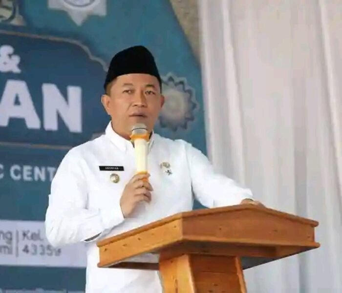Wakil Bupati Sukabumi H. Andreas, S.E., di Dampingi Dewan Teddy Setiyadi GCC Sarana Srategis Membangun Umat Kerukunan Lingkungan Sosial