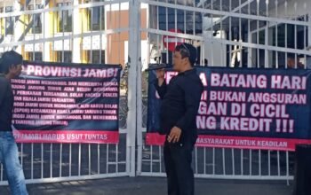 Demo di Kejati Jambi, LMPP Minta Kejati Ambil Alih Kasus SPDN di Kejari Tanjabtim