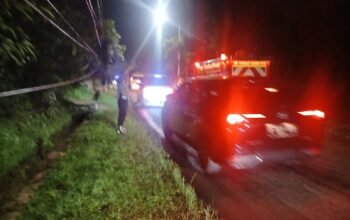 Jalan Licin Akibat Tanah Tumpah, Polres Purwakarta Gerak Cepat Tangani dan Evakuasi Korban