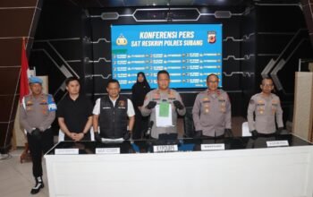 Polres Subang Gelar Konferensi Pers Pengungkapan Kasus Penipuan dan Penggelapan