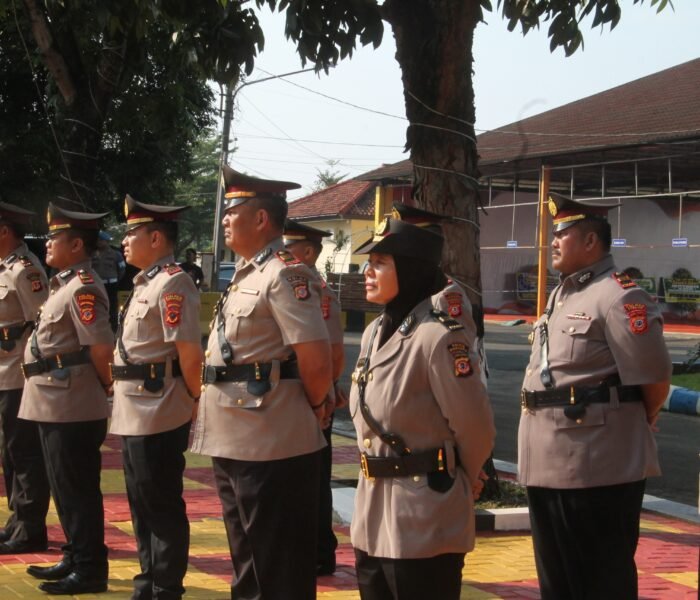 Kapolres Purwakarta Pimpin Sertijab Dua Kasat Dan Tiga Kapolsek