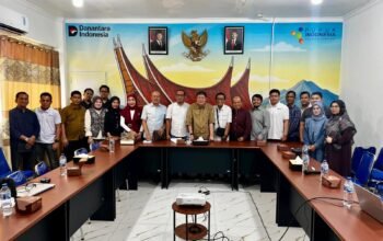 Pastikan Pupuk Subsidi Lancar, Wakil Ketua Komisi IV DPR RI Kunjugi Kantor Pupuk Indonesia Sumbar