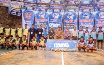 Kobarkan Semangat Sportivitas, Wali Nagari III Koto Resmi Buka Semi Open Turnamen Bola Voli di Aua Sarumpun