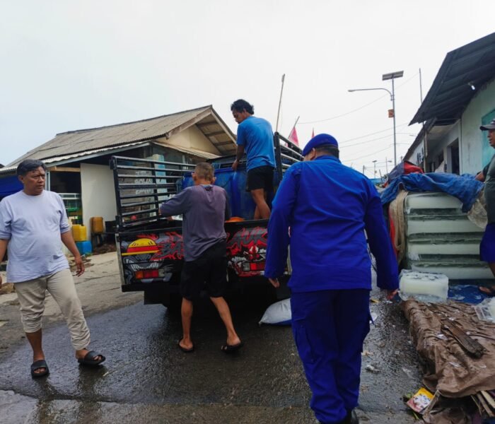 Sat Polairud Polres Purwakarta Sambang Masyarakat Pesisir Waduk Jatiluhur, Ingatkan Keselamatan dan Waspada Cuaca Ekstrem