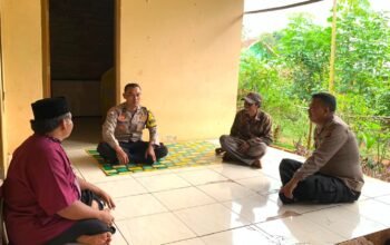 Sambang Tokoh Agama, Polsek Cibatu Perkuat Sinergitas dan Edukasi Waspada Penipuan Umroh Murah