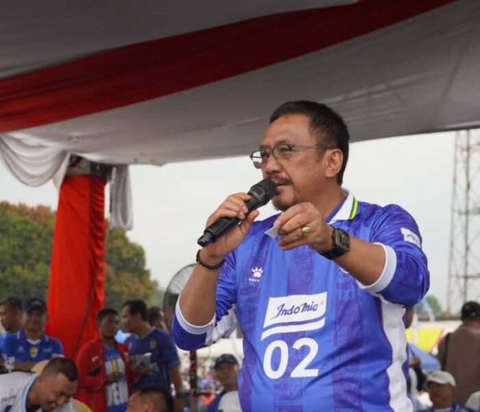 Persib Bandung Juara BRI Super League 2026 Bupati Sukabumi Drs. H. Asep Japar M.M., Bersama Bobotoh Sambut Gembira