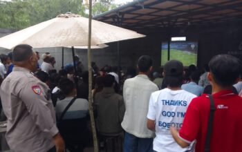 Polisi Hadir di Tengah Euforia Bobotoh, Nobar Persib di Pasawahan Berlangsung Aman dan Kondusif