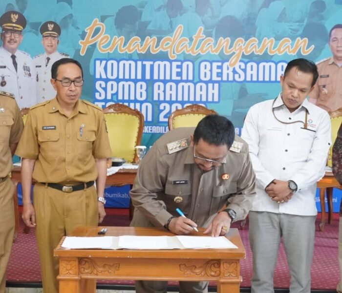 Bupati Sukabumi Drs. H. Asep Japar, M.M., Satauan Pendidikan Ajas Prinsip Keterbukaan Non Diskriminasi