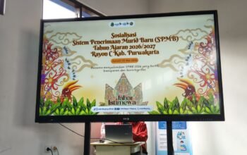 Polri Hadir Dukung Pendidikan, Waka Polsek Darangdan Ikuti Sosialisasi SPMB Jawa Barat 2026/2027