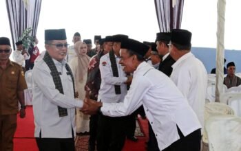 Ketua DPRD Anton Yondra Hadiri Syukuran Pemakaian Gedung Baru MTsN 7 Tanah Datar di Sungai Jambu