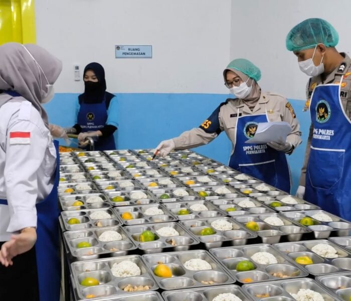 Jamin Keamanan dan Kualitas Makanan, Sidokkes Polres Purwakarta Lakukan Uji Food Safety Sebelum Didistribusikan