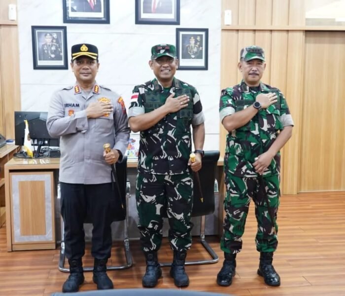 Perkuat Sinergitas, Danrem 131/Santiago Sambangi Polresta Manado