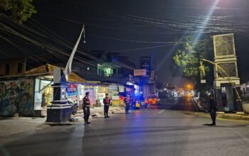 Polisi Nyalakan Blue Light di Jam Rawan, Sat Samapta Polres Purwakarta Cegah Curanmor dan Gangguan Kamtibmas
