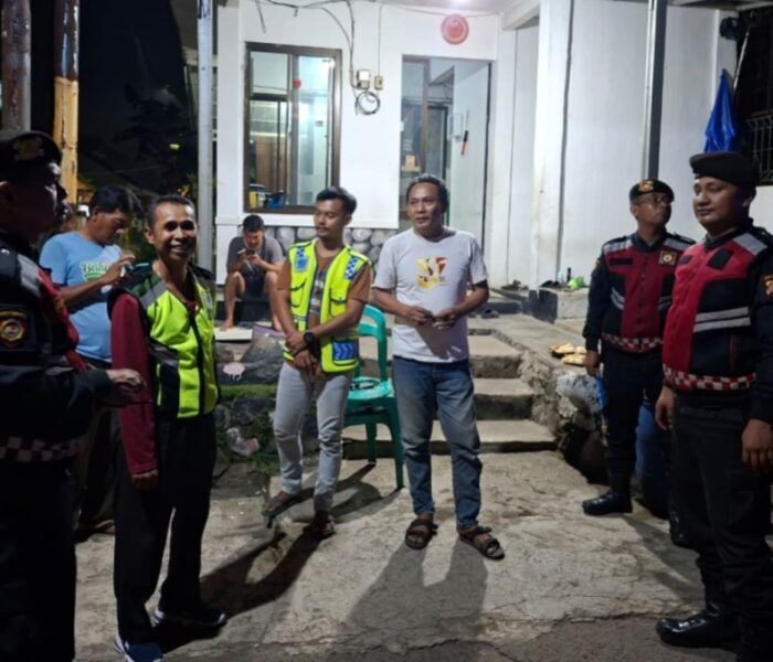 Blue Light Patrol Dini Hari, Sat Samapta Polres Purwakarta Antisipasi Gangguan Kamtibmas di Jam Rawan
