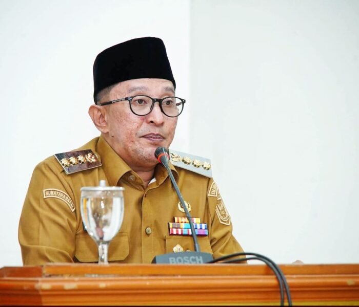 Responsif, Bupati Eka Putra Tuntaskan Pertanyaan APBD 2025 DPRD