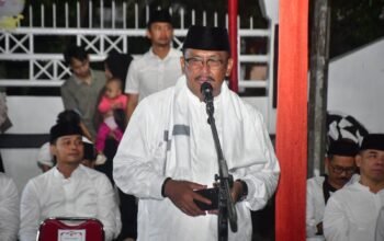 Bupati Sukabumi Drs. H. Asep Japar, M.M., Lepas Pawai Obor 1 Muharam Simbol Semanggat Hijriah dan pererat Kebersamaan Masarakat