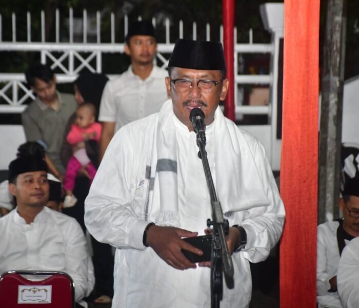 Bupati Sukabumi Drs. H. Asep Japar, M.M., Lepas Pawai Obor 1 Muharam Simbol Semanggat Hijriah dan pererat Kebersamaan Masarakat