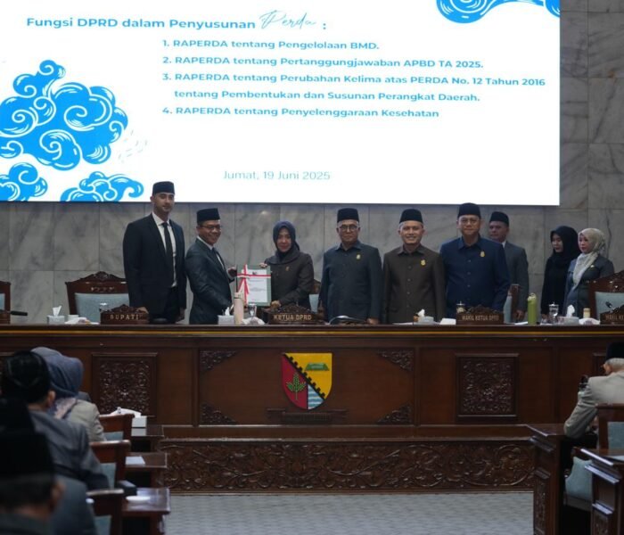 Jawab Pandangan Fraksi DPRD, KDS Pastikan Penyempurnaan Tiga Raperda untuk Perkuat Tata Kelola Pemerintahan dan Layanan Publik