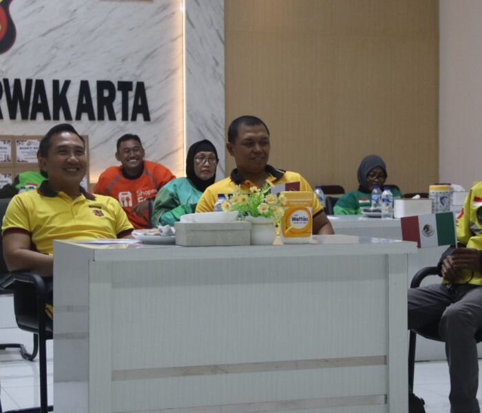 Nobar Piala Dunia Bersama Komunitas Ojol, Polres Purwakarta Perkuat Silaturahmi dan Bangun Kesadaran Kamtibmas