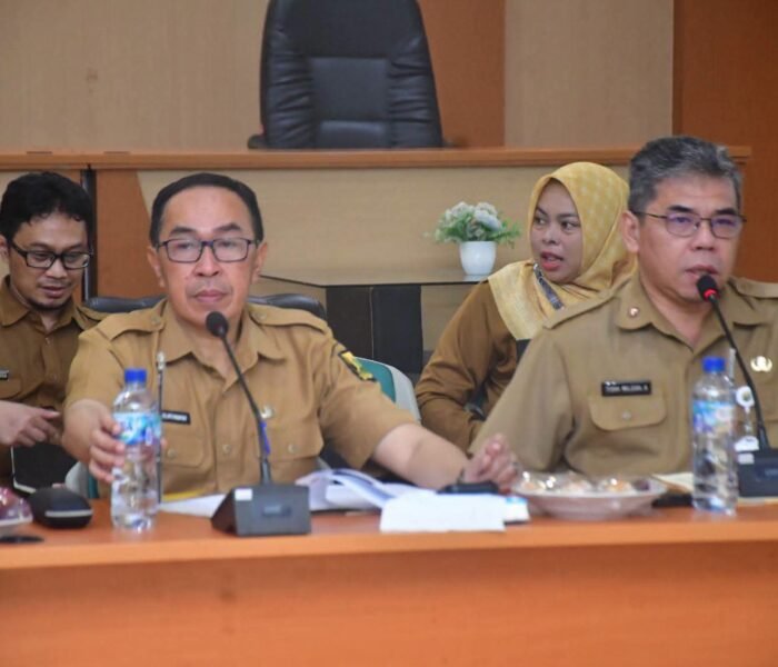 Sekda H. Ade, Suryaman, S.H., M.M., Tegaskan Kebijakan Efisiensi Tidak Boleh Menurunkan Kinerja Pelayanan Publik