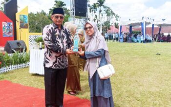 Kakan Kemenhaj Dafrizon: Jadikan Al-Qur’an Pedoman Hidup di Penutupan MTQ Pariangan