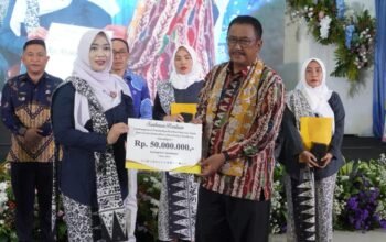 Hut Ke-75 IBI Bupati Sukabumi Drs. H. Asep Japar, M.M., Apresiasi Peran Penting Bidan Dalam Pelayanan Kesehatan