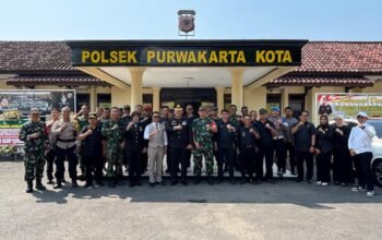 Hari Bhayangkara ke-80, Camat Purwakarta Sambangi Polsek Purwakarta Kota, Perkuat Sinergitas Forkopimcam