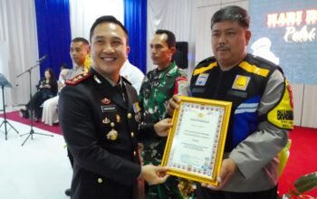 Bhabinkamtibmas Polsek Purwakarta Kota Raih Penghargaan Terbaik, Bukti Dedikasi Polri Melayani Masyarakat